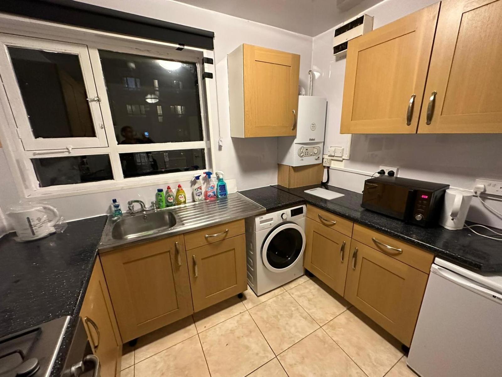 3 Bedroom King Cross Station City Centre Londen Buitenkant foto